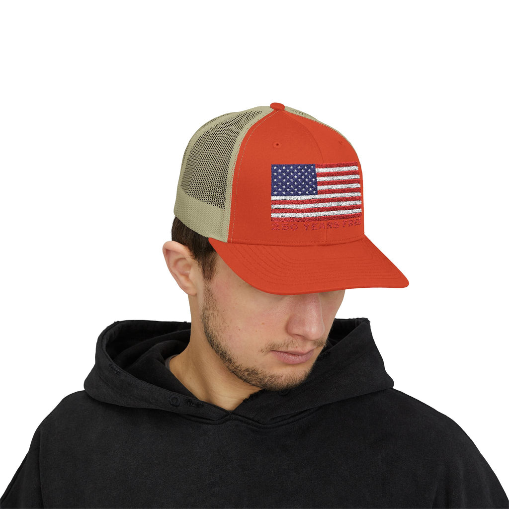 250 USA Patriotic Snapback Trucker Cap | American Flag Hat for Summer, 4th of July, BBQs, Outdoors | USA Stars and Stripes Design